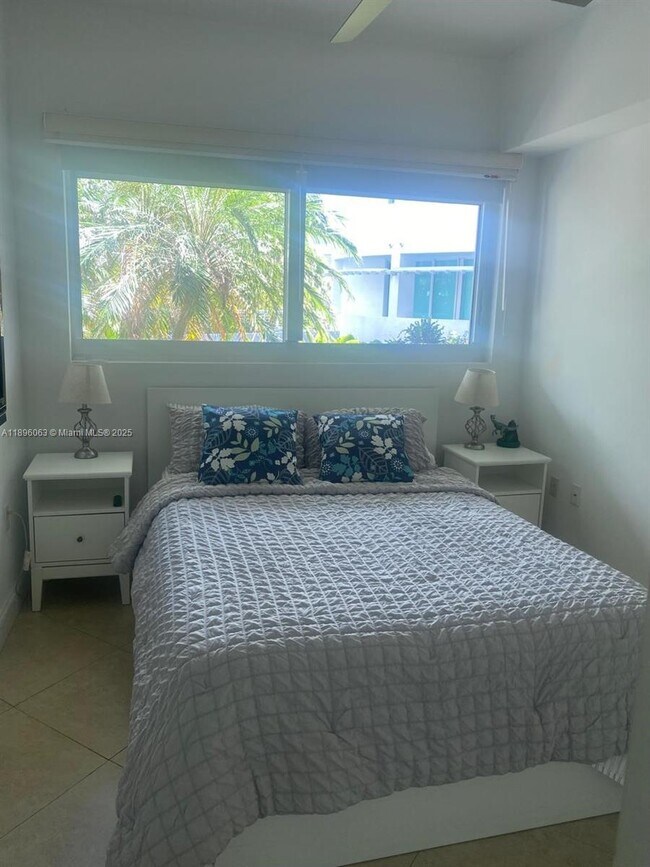 Building Photo - 6580 Indian Creek Dr