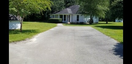 Building Photo - 4242 Lightsey Rd