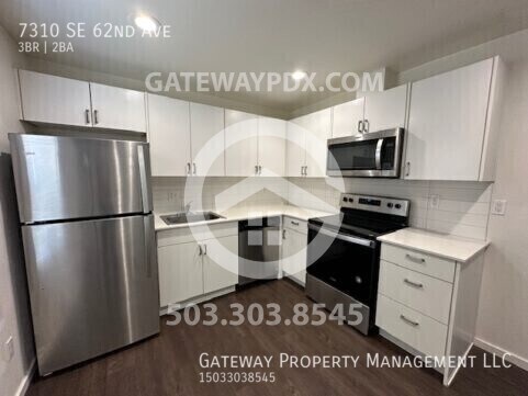 Building Photo - 7310 SE 62nd Ave