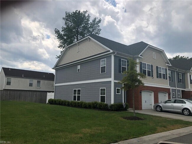 Building Photo - 5453 Legacy Way