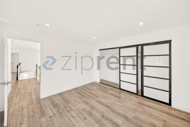 Building Photo - 2481 S Bundy Dr