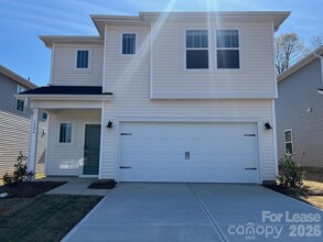 Building Photo - 1524 31st St NE