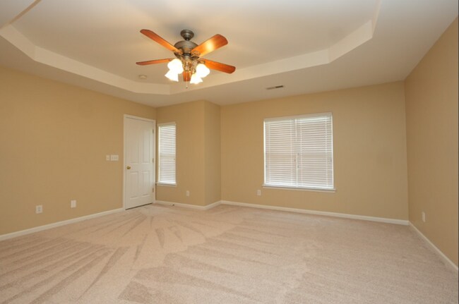 Building Photo - Charming 3-bedroom, 2-bath home