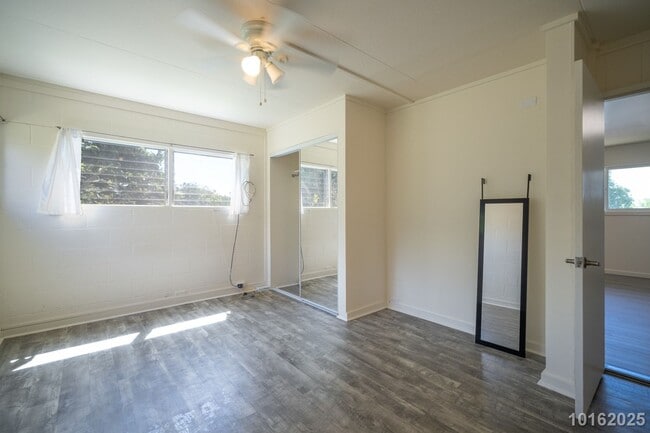Building Photo - Immaculate, Renovated 1BR/1BA/1 compact pk...