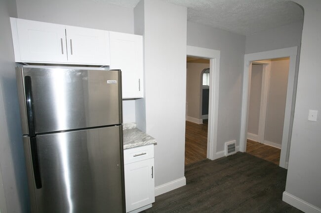 Building Photo - Gorgeous & Completely Rehabbed 3 Bed - 1.5 Bath Colonial for Rent!