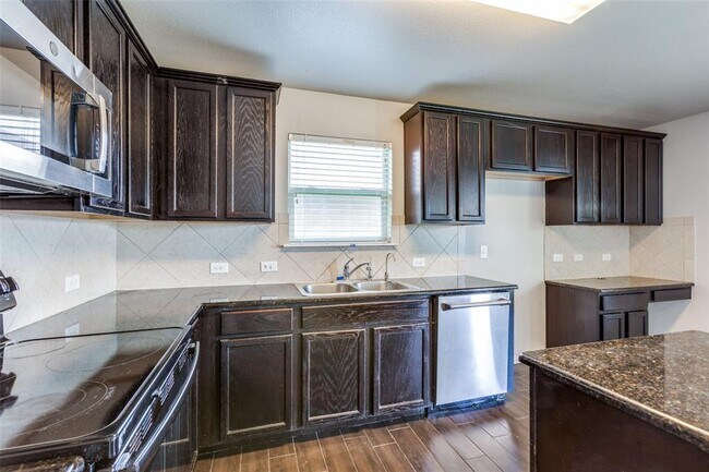 Building Photo - 12510 Stoneridge Gap Ln