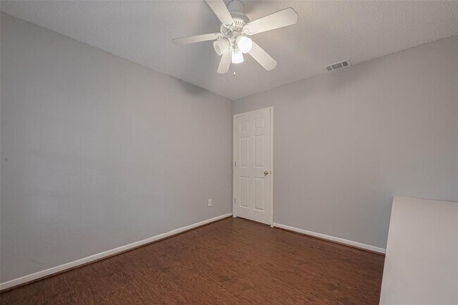 Building Photo - 3610 Bee Bayou Ln