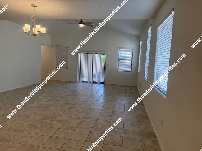 Building Photo - 2605 Stryker Road Southeast