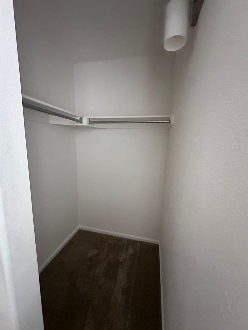 Building Photo - 5829 Stanhope Rd