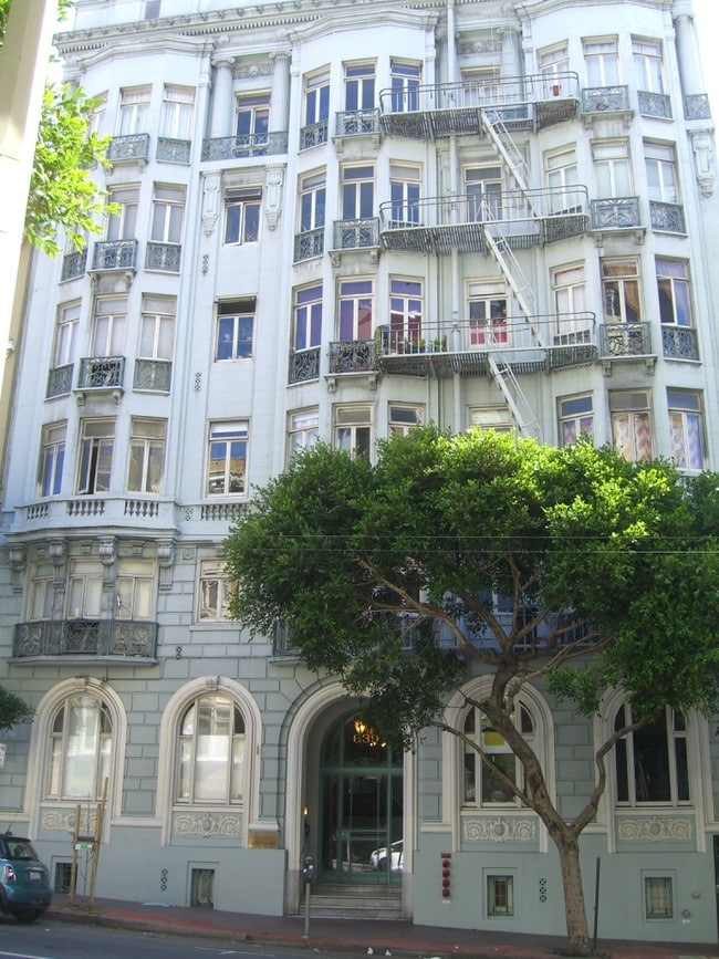 Building Photo - Post Arms Apartments