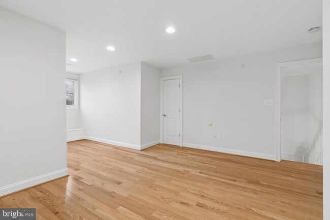 Building Photo - 7004 Eastern Red Cedar Ln