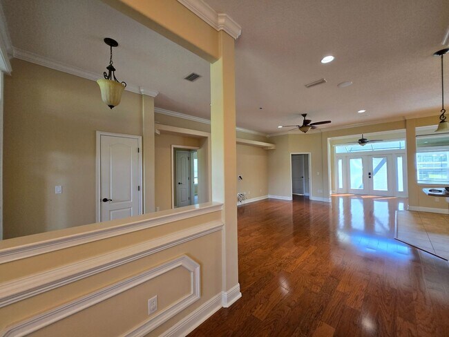 Building Photo - Gorgeous 4-Bedroom Home with Office, Pool,...