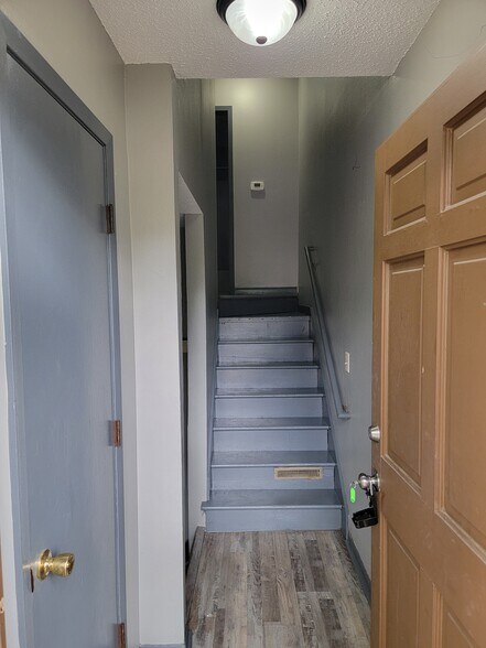 Building Photo - 1115 13th St