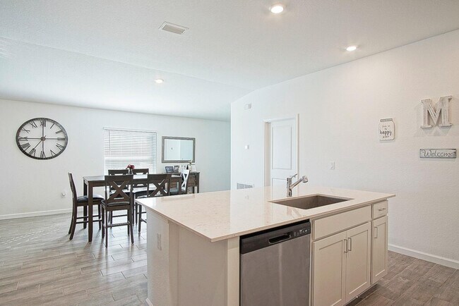 Building Photo - 973 Bent Creek Dr