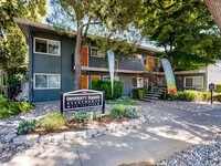 Building Photo - University Square Apartments