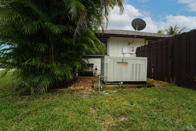 Building Photo - 301 Knotty Wood Ln