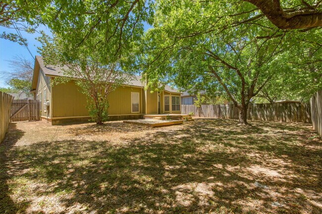 Building Photo - 504 Purple Sage Dr