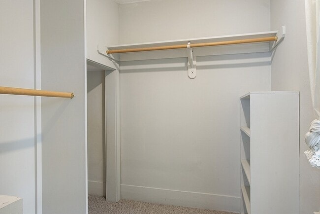 Building Photo - 21 Bedford Ct