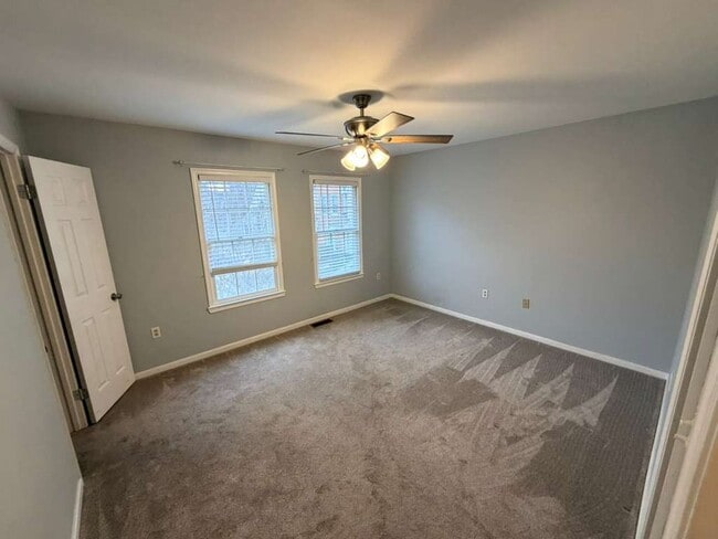 Building Photo - 2516 W Straw Bridge Chase W