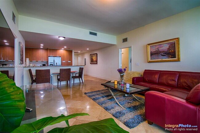 Building Photo - 7901 Hispanola Ave