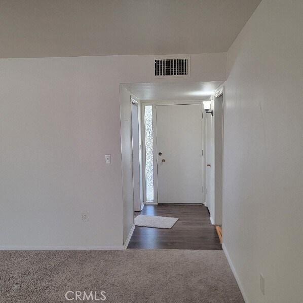 Building Photo - 28894 Portsmouth Dr