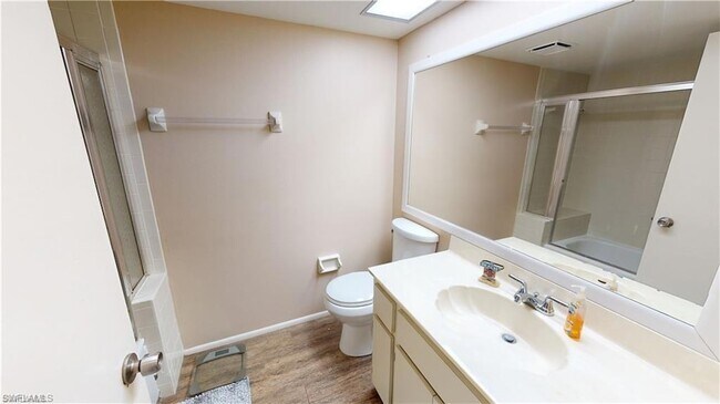 Building Photo - 6300 Sugar Bush Ln