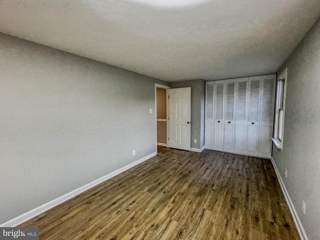 Building Photo - 117 Villa Knoll Ct