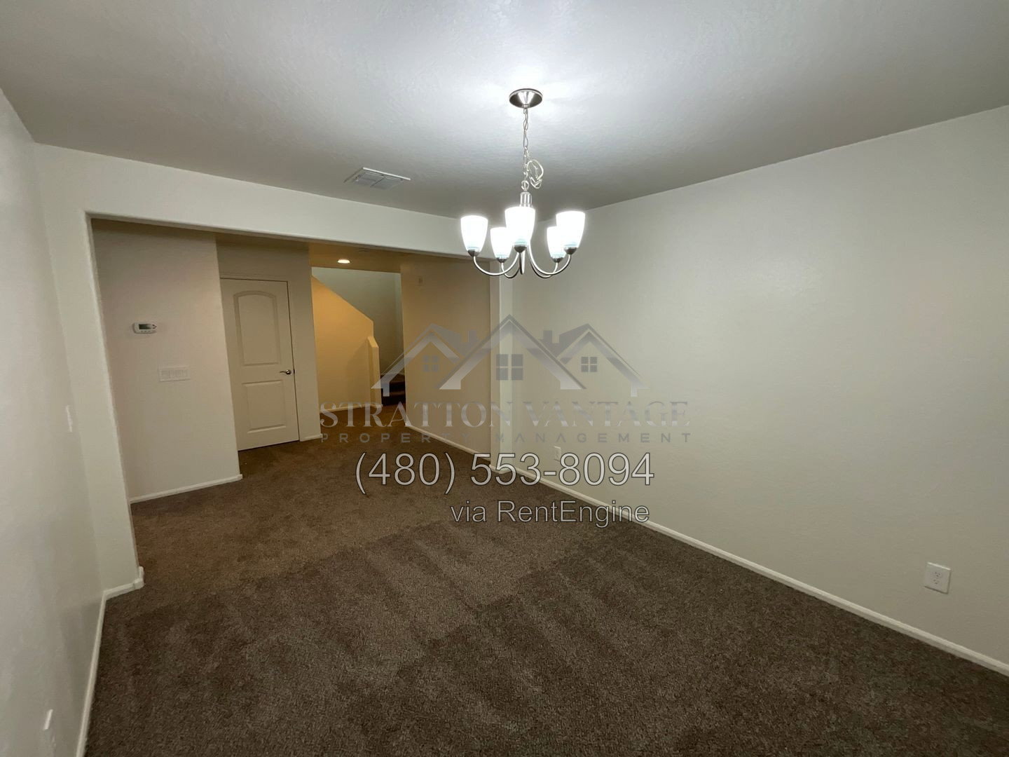 Building Photo - 6112 E Paradise Ln