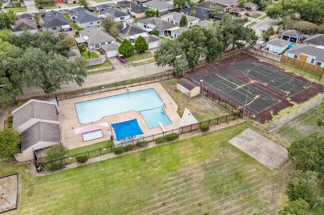 Building Photo - 16218 Olive Glen Dr