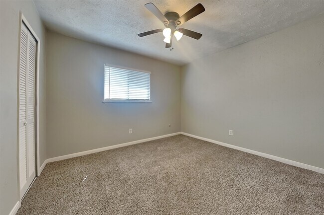 Building Photo - 3815 Marywood Dr