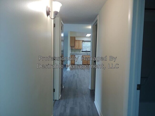 Building Photo - 147 Windsor Castle Dr