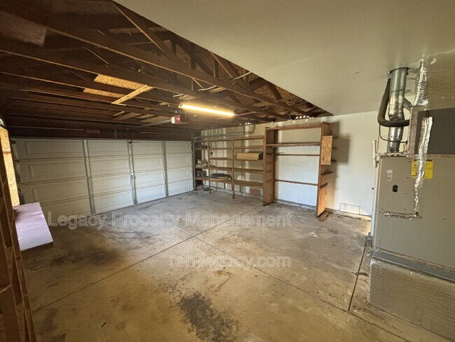 Building Photo - 8559 Star Bright Ct
