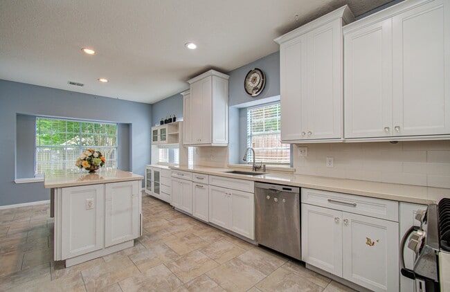 Building Photo - 3631 Sunset Meadows Dr