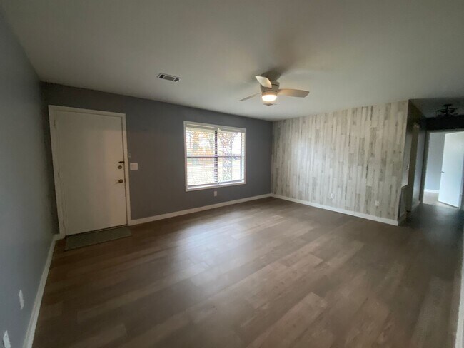 Building Photo - Cozy Remodeled 3 Bedroom home on Shaded lot with Shop!