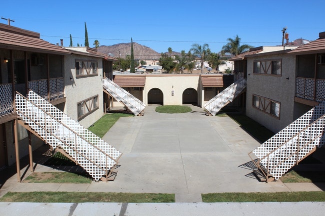 Building Photo - Casa Buena Apartments
