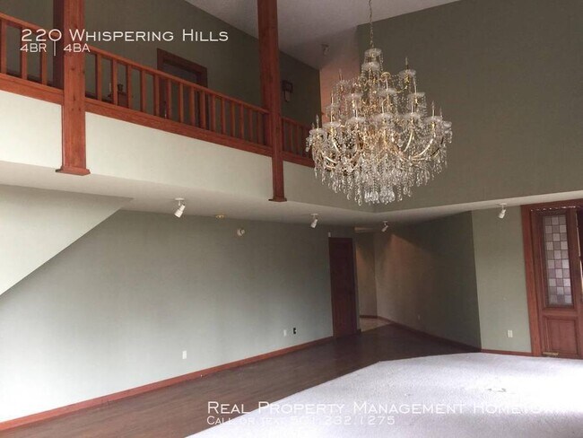 Building Photo - 220 Whispering Hill St