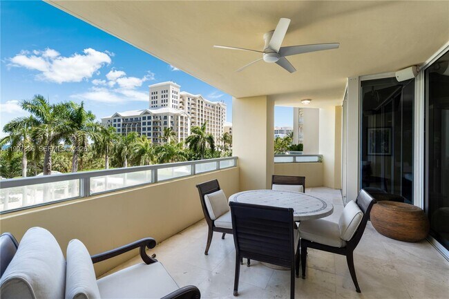 Building Photo - 445 Grand Bay Dr