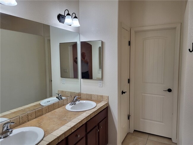 Building Photo - 29 Spanish Bay Dr