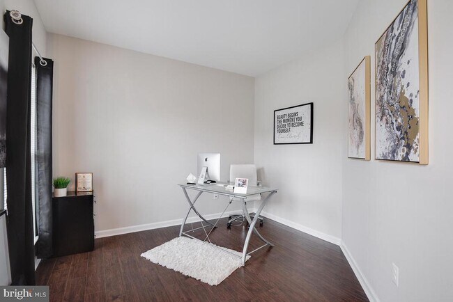 Building Photo - 3676 Clairton St