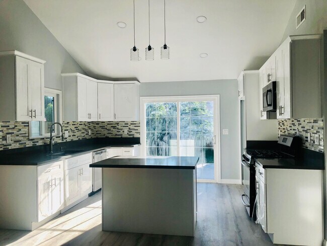 Primary Photo - 19729 Normandale Ave