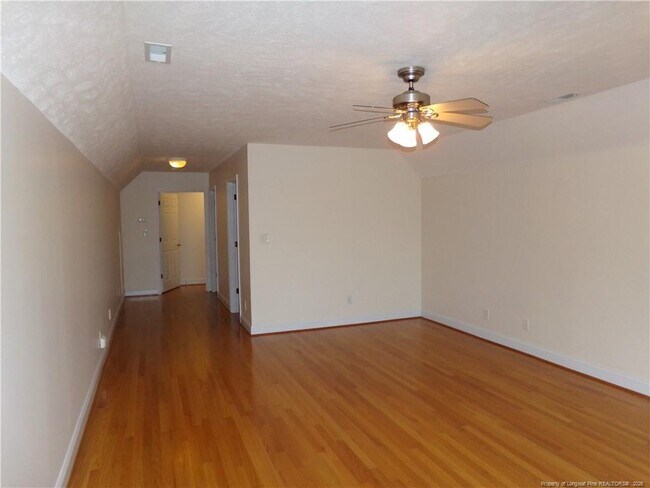 Building Photo - 290 Robeson St