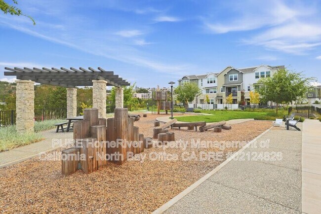 Building Photo - 259 Gambrel Cir