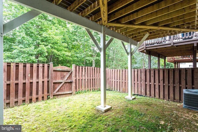 Building Photo - 6485 Sutcliffe Dr