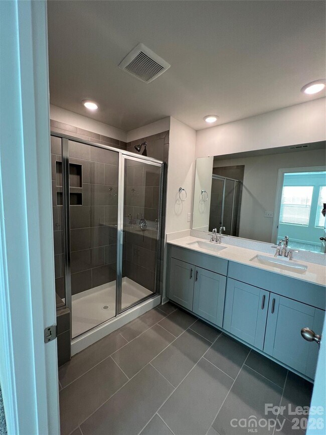 Building Photo - 2514 Arbor Loop Dr