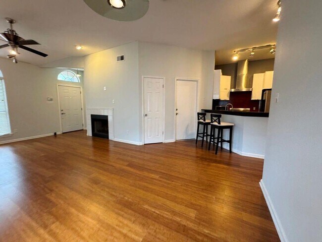 Building Photo - 2909 Allison Dr