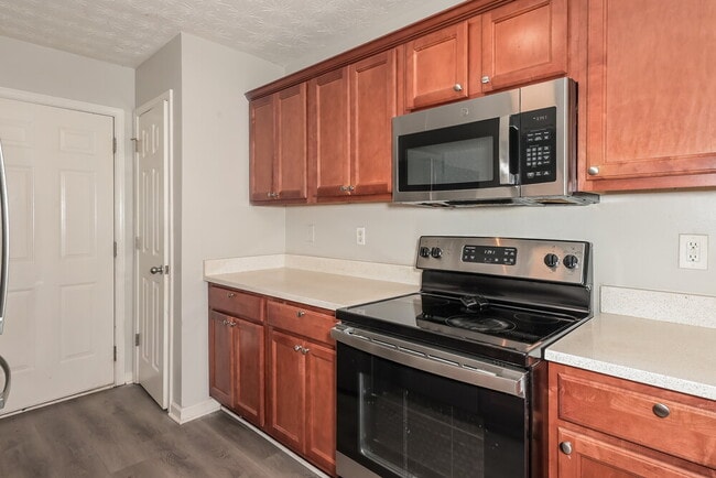 Building Photo - 418 Double Creek Dr