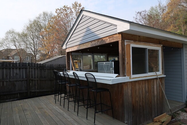 Building Photo - 5816 Reon Ct