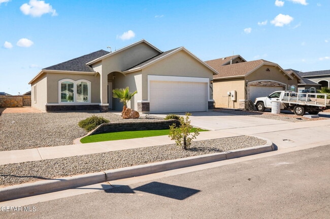 Building Photo - 13932 Sky Harbor Ave