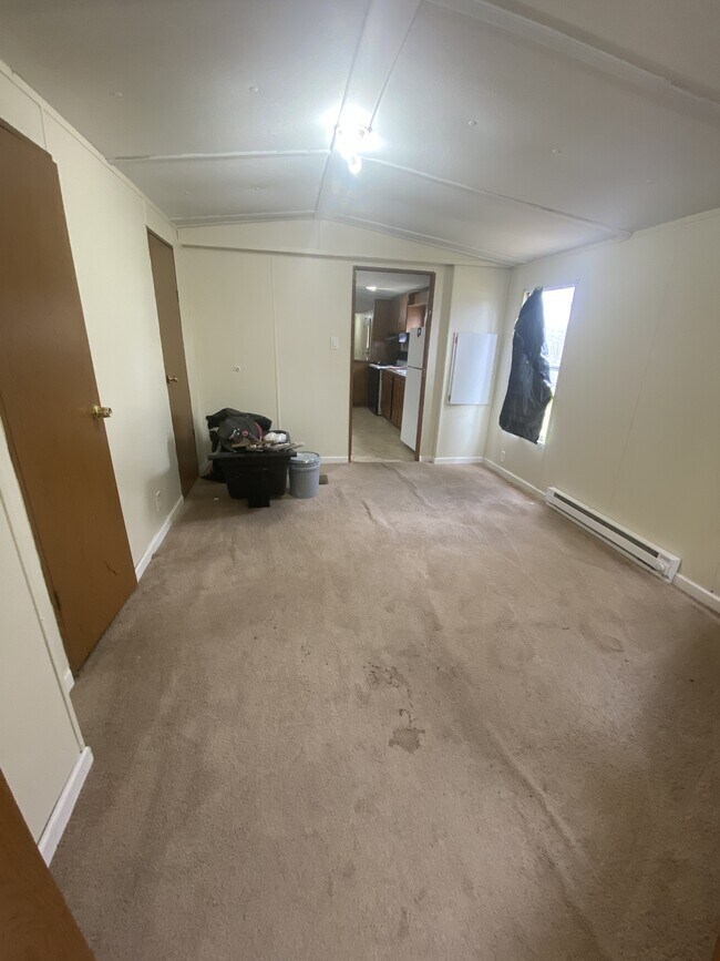 Building Photo - 90 Stowers Ln