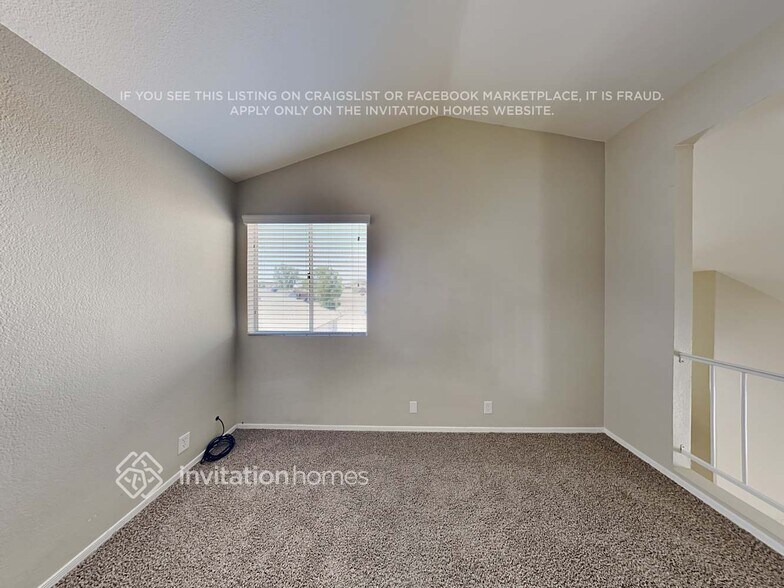 Building Photo - 8849 W Fairmount Ave